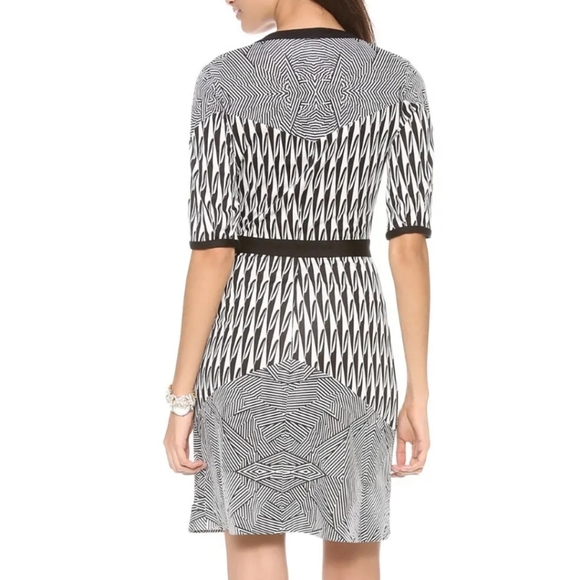 Diane Von Furstenberg Silk Button Dress - Picture 6 of 12